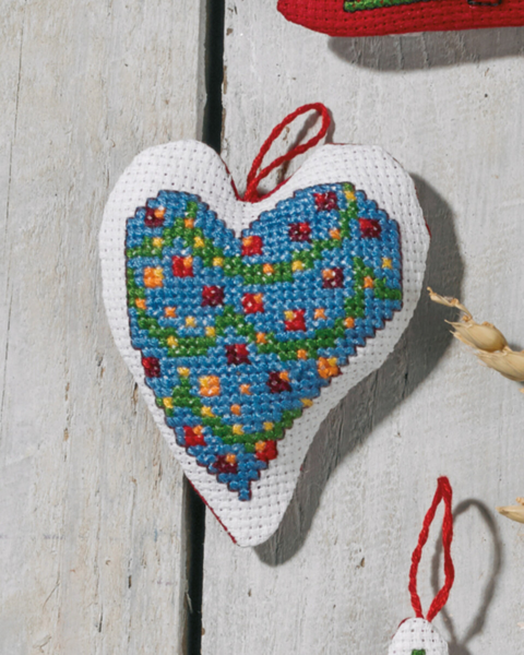 Stickset Girlande im Herz 7 x 8 cm