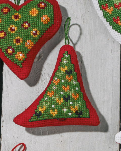 Stickset Herzen im Weihnachtsbaum 7 x 8 cm