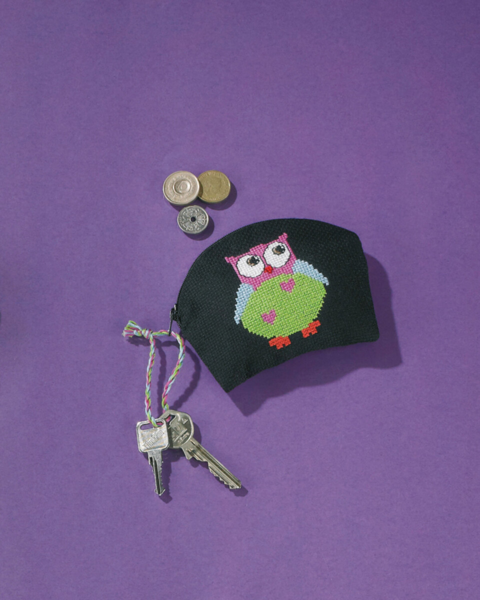 Stickset Eule auf schwarzem Beutel 13 x 10 cm