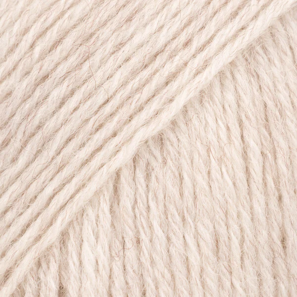 DROPS Fabel Uni Colour 124 Weißer Sand