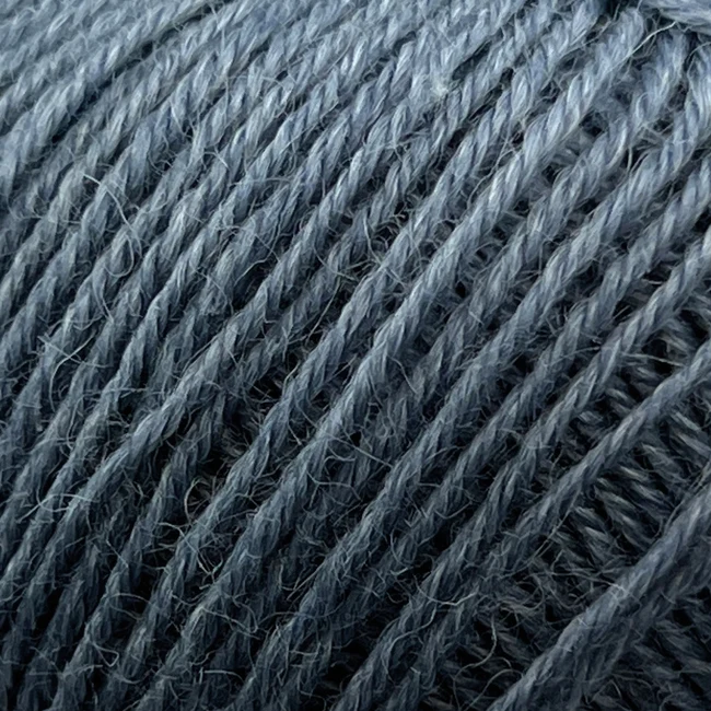 Onion Nettle Sock Yarn 1011 Douce grün