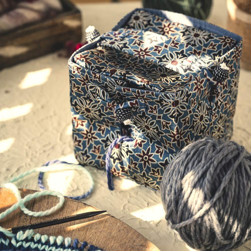 Lantern Moon Strickbox Ajrak