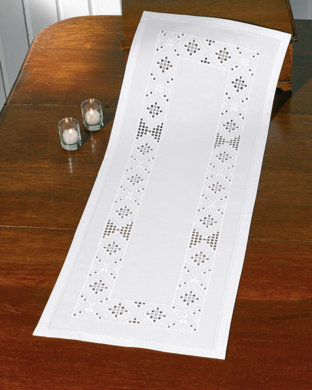 Stickset Hardanger weiß 39 x 102 cm
