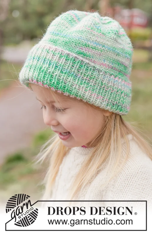 50-20 Sparkle Sprout Hat by DROPS Design