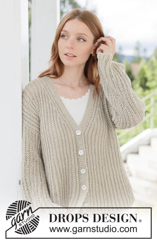 268-17 Spell of Summer Cardigan by DROPS Design