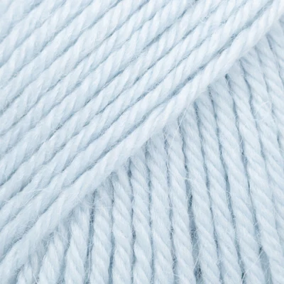 9033 Winterhimmel (Uni Colour)