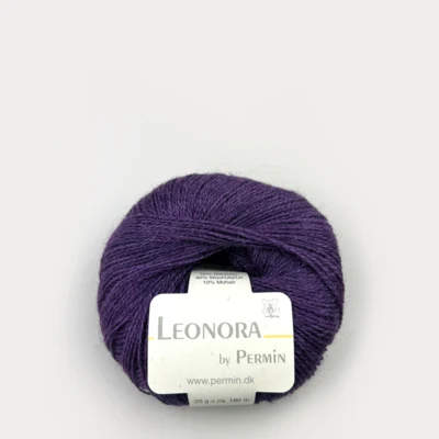 26 Aubergine