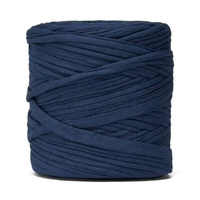 28 Marineblau