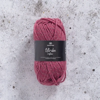 549 Stechpalmenbeeren Pink
