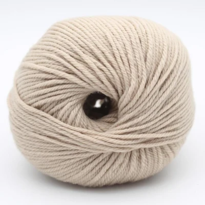02 Beige