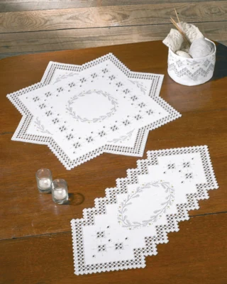 Stickset Hardanger Kranz 67x67 cm