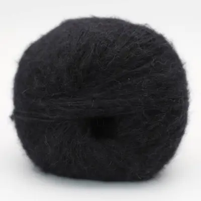 17 Schwarz