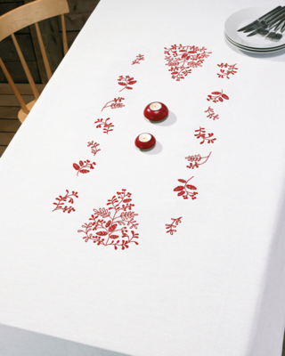 Stickset Rote Zweige 140 x 250 cm