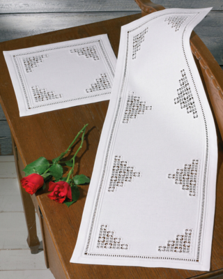 Stickset Hardanger 29 x 82 cm
