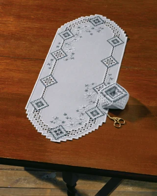 Stickpackung Hardanger in Grau 28x70 cm