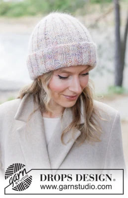 261-17 Rainbow Reach Hat by DROPS Design