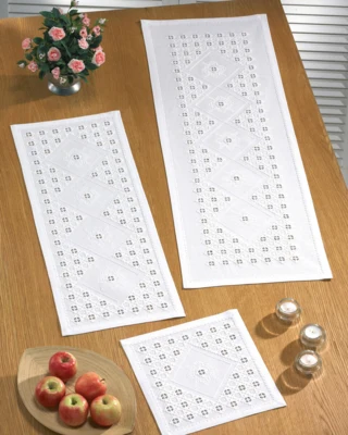 Stickset Hardanger 37 x 103 cm