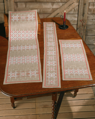 Stickset Bordüren auf Leinen 36 x 123 cm